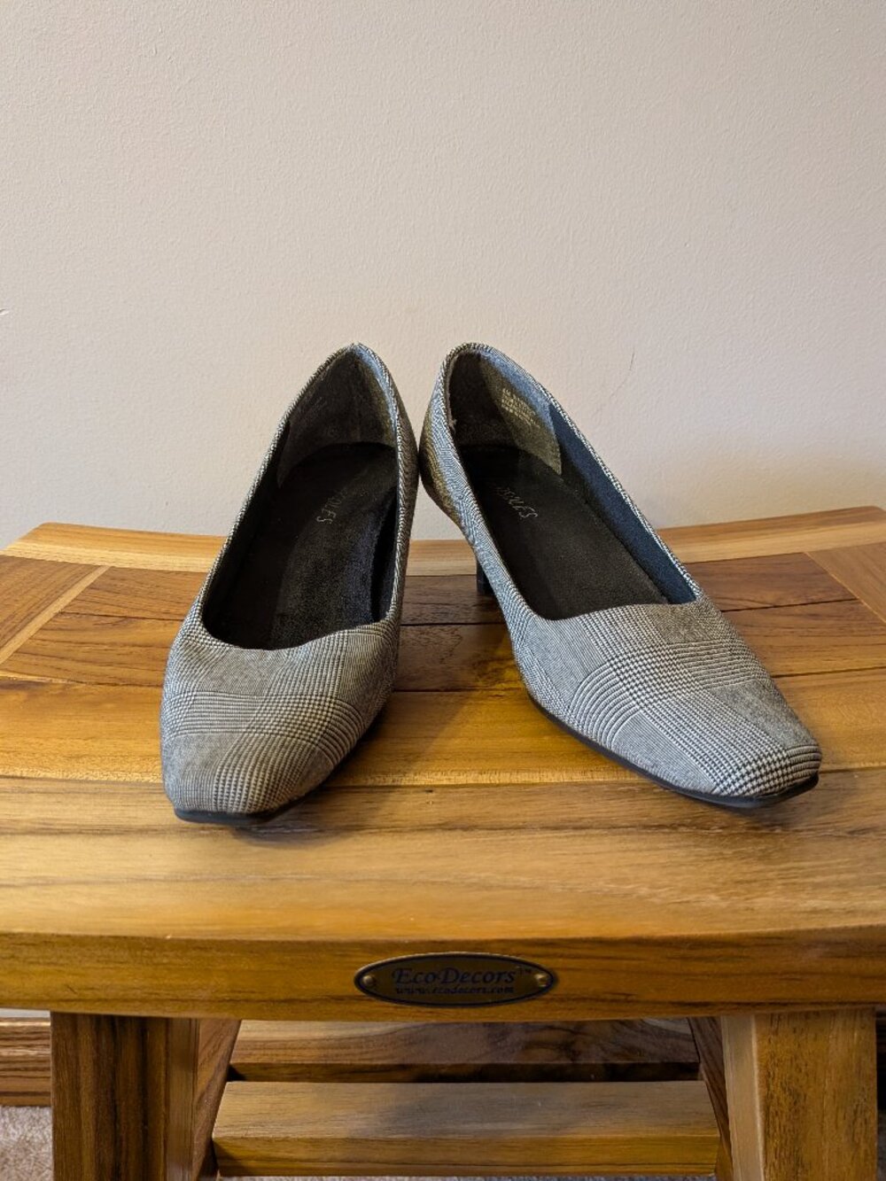 Aerosoles Women's B/W Dress Shoes